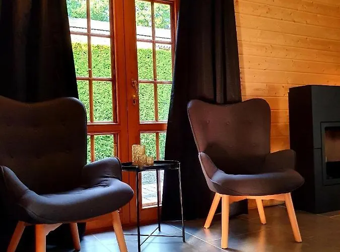 Mésange Chalet