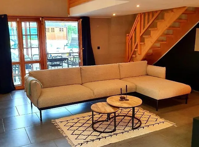 Mésange Chalet